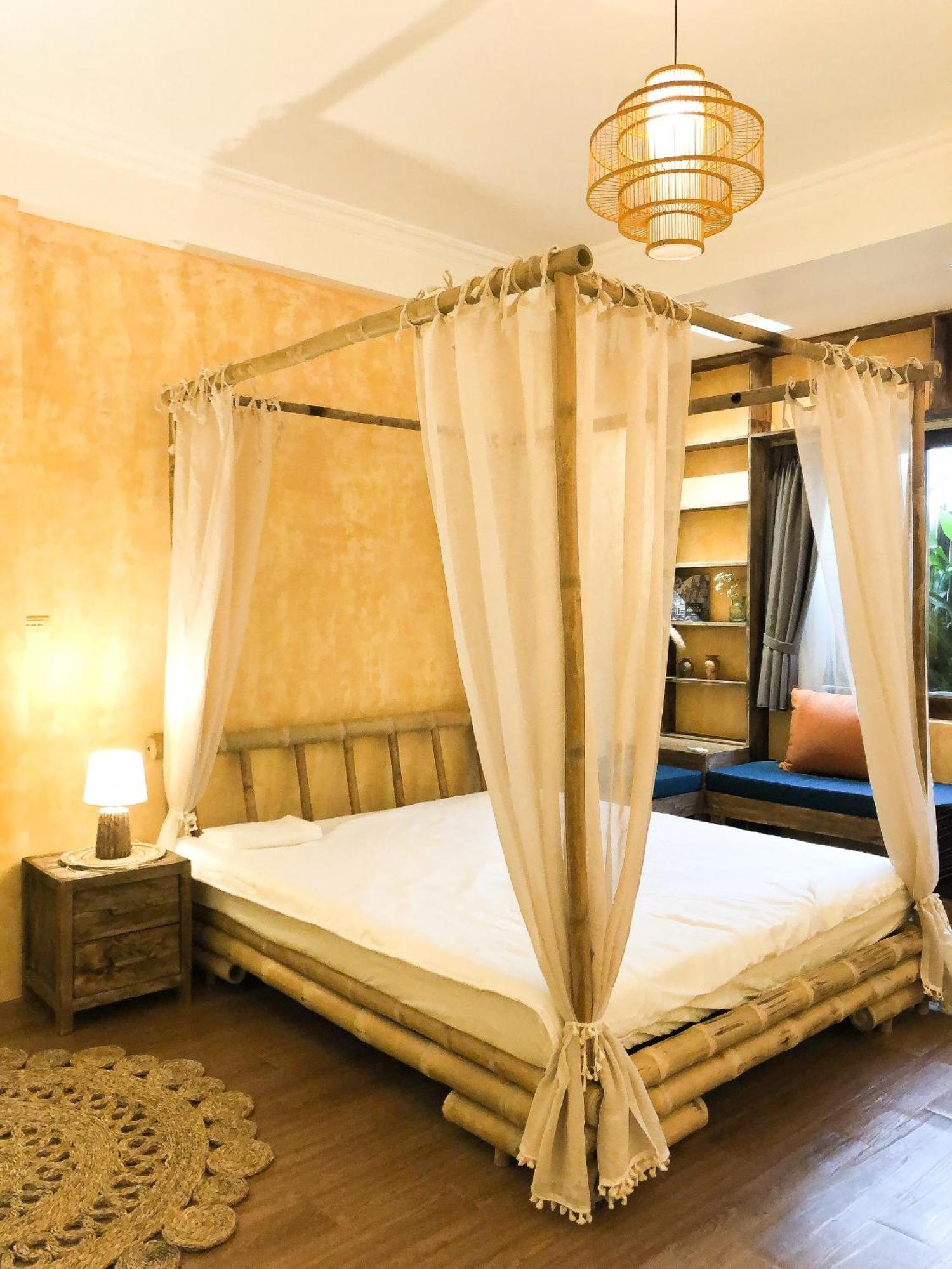 Free Public Nudes House * Hanoi